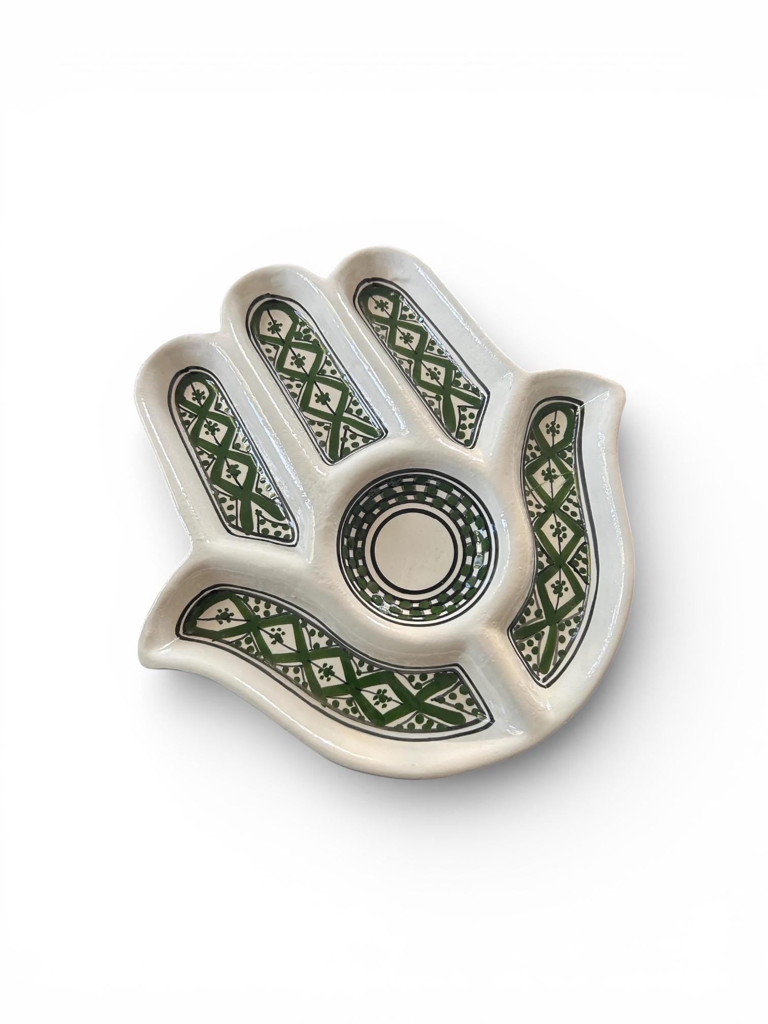 Handmade Tunisian Hamsa Dish – Ceramic Meze Platter, Green & White