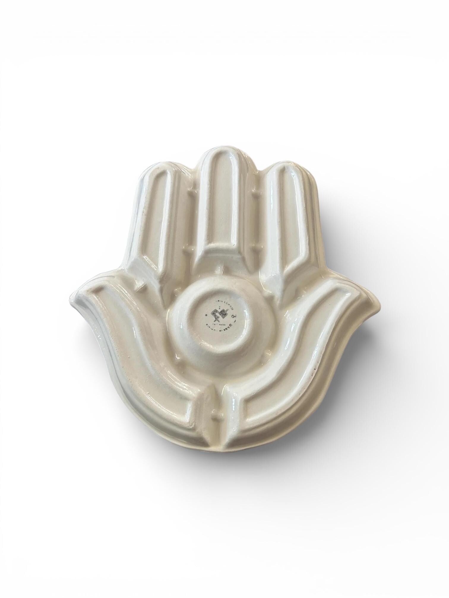 Handmade Tunisian Hamsa Dish – Ceramic Meze Platter, Green & White